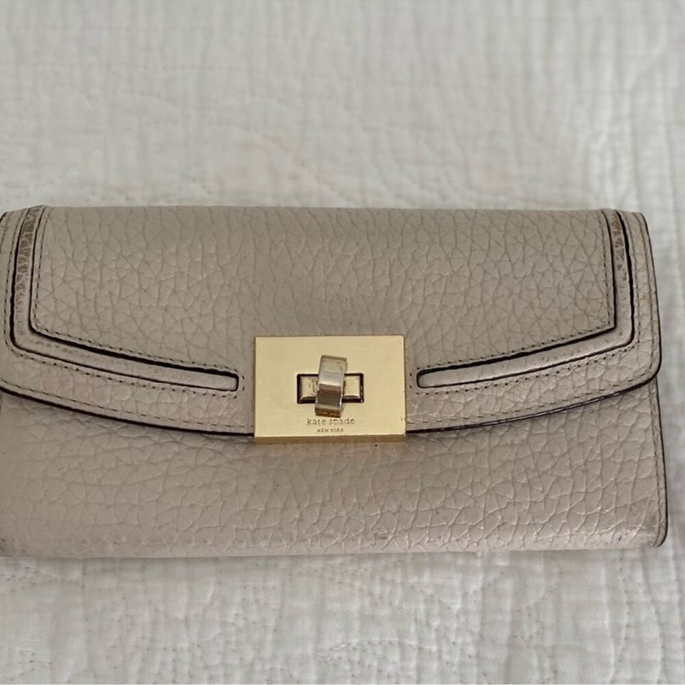 Kate Spade Ivory White Leather Wallet